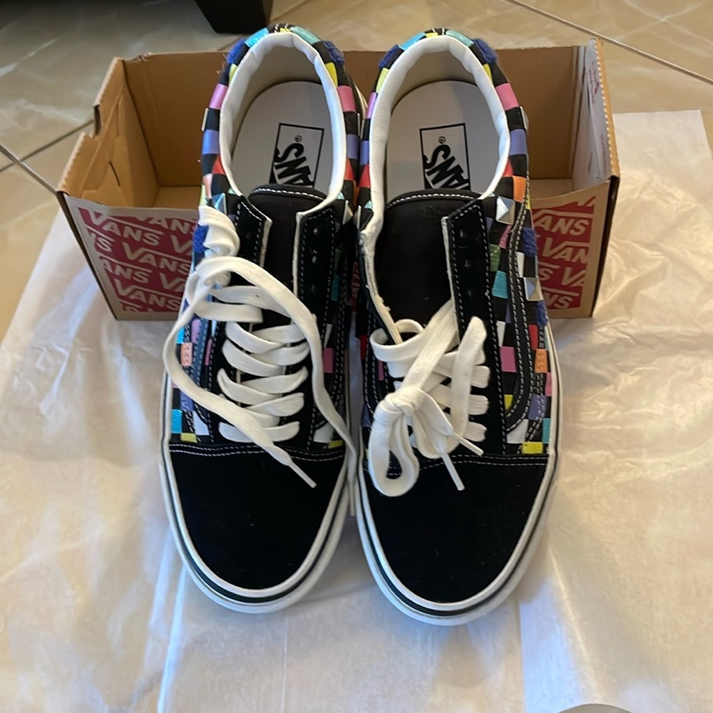 Van old school limited edition